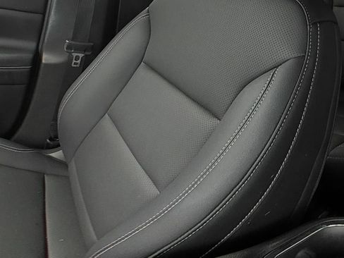 Used 2026 Chevrolet Traverse LT FWD image 15