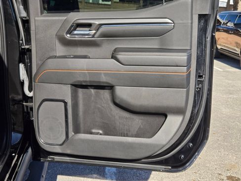 Used 2024 GMC Sierra 1500 AT4 w/ Technology Package AWD/4WD image 26