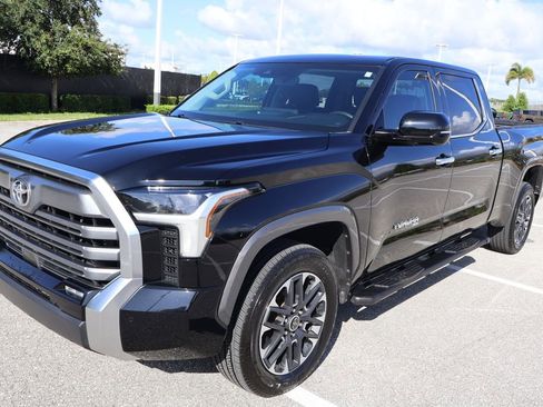 Used 2023 Toyota Tundra Limited w/ Power Package AWD/4WD image 2