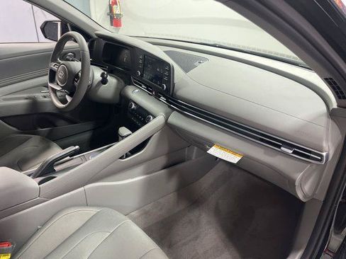 New 2026 Hyundai Elantra Sport FWD image 21