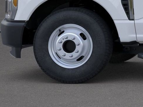 New 2025 Ford F350 XL image 19