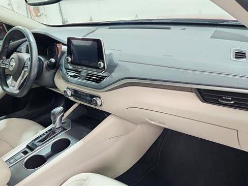 Used 2019 Nissan Altima 2.5 SV image 24
