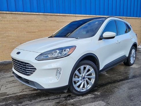 Used 2021 Ford Escape Titanium w/ Titanium Elite Package image 9