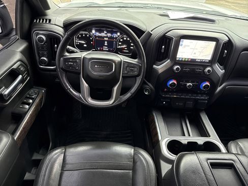 Used 2022 GMC Sierra 1500 Denali w/ Denali Premium Package image 17