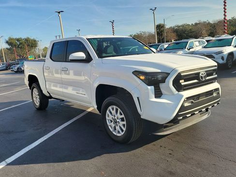 Used 2024 Toyota Tacoma SR5 image 2