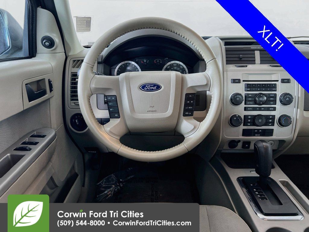 Used 2010 Ford Escape XLT AWD/4WD image 24