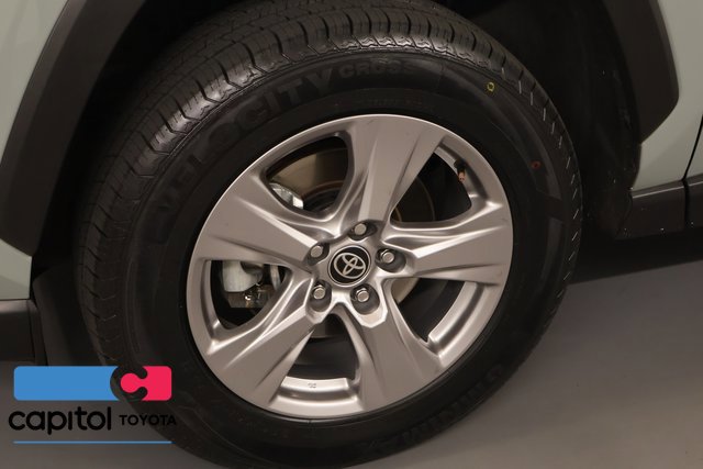 Used 2023 Toyota RAV4 XLE FWD image 8