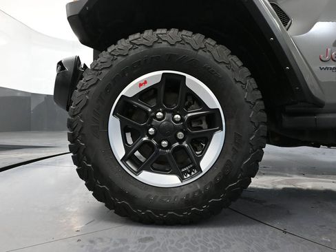 Used 2021 Jeep Wrangler Unlimited Rubicon w/ Uconnect 4C Nav & Sound Group image 21