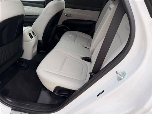 Certified 2025 Hyundai Tucson Limited image 9