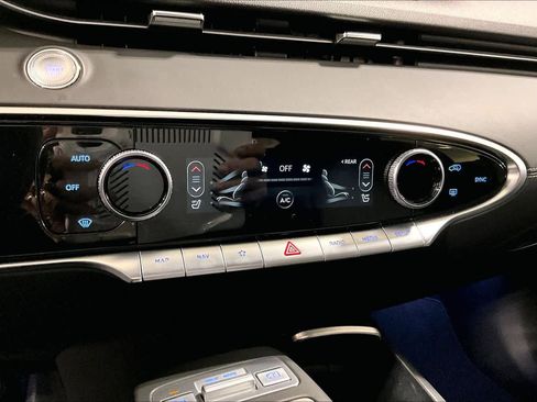 Used 2025 Genesis GV70 2.5T image 27