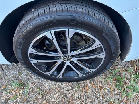 Used 2025 Volkswagen Jetta Sport image 30