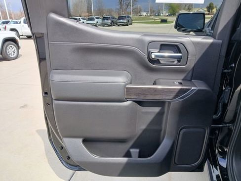 Used 2020 Chevrolet Silverado 1500 LTZ w/ LTZ Plus Package image 14