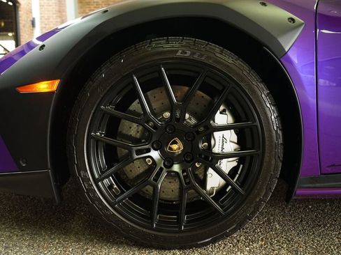 Used 2024 Lamborghini Huracan Sterrato image 35