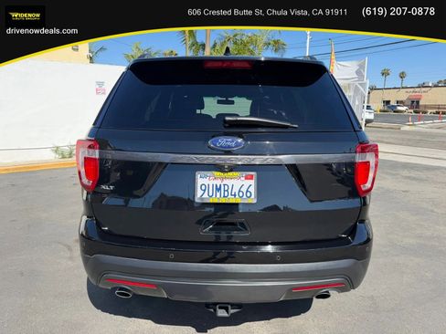 Used 2017 Ford Explorer XLT w/ Equipment Group 202A FWD image 6