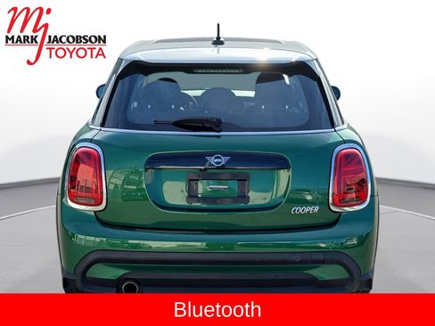 Used 2022 MINI Cooper 4-Door Hardtop image 10