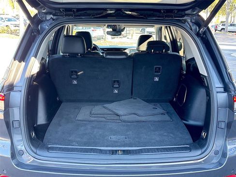 Used 2023 Jeep Grand Cherokee 4WD 4xe image 29