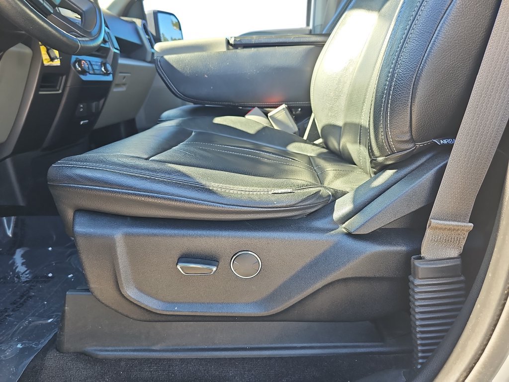 Used 2017 Ford F150 XLT w/ Equipment Group 301A Mid AWD/4WD image 28