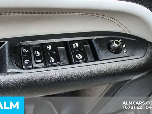 Used 2025 Jeep Compass Limited AWD/4WD image 40