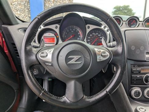 Used 2011 Nissan 370Z image 16