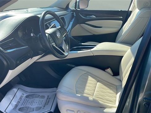 Used 2024 Buick Enclave Avenir w/ Avenir Technology Package image 15
