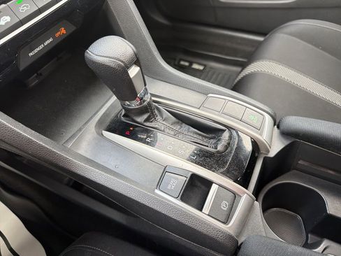 Used 2017 Honda Civic EX image 33