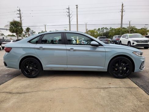 New 2026 Volkswagen Jetta SE image 17