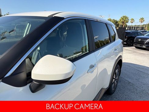 Certified 2023 Nissan Rogue SV FWD image 9