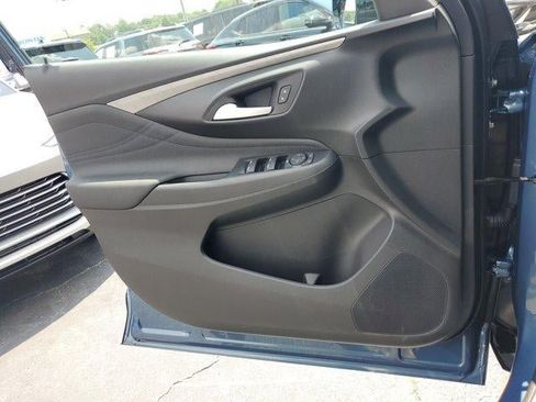 New 2026 Buick Envista Sport Touring FWD image 18