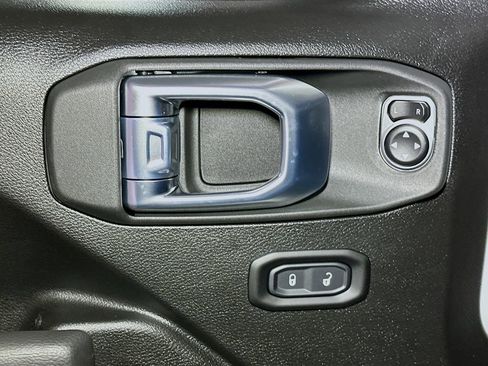 New 2026 Jeep Wrangler Willys AWD/4WD image 13