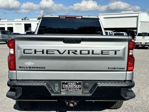 Used 2023 Chevrolet Silverado 1500 Custom Trail Boss w/ LPO, Dark Essentials Package image 3