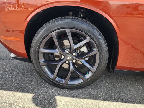 Used 2021 Dodge Challenger SXT w/ Blacktop Package image 9