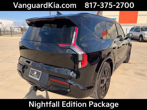 Certified 2026 Kia EV9 Land w/ Nightfall Edition Package image 4