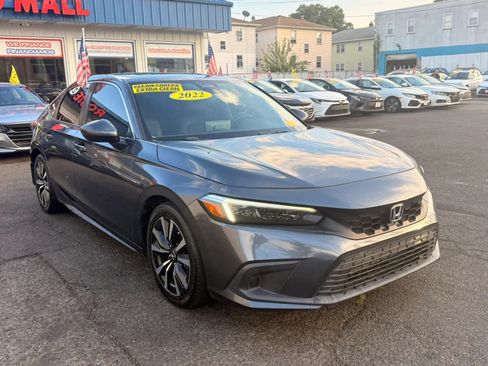Used 2022 Honda Civic EX-L image 2