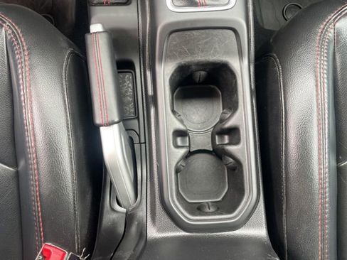 Used 2019 Jeep Wrangler Unlimited Rubicon AWD/4WD image 30