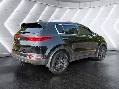 Used 2017 Kia Sportage LX w/ LX Popular Package AWD/4WD image 5