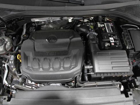 Certified 2022 Volkswagen Tiguan S image 20