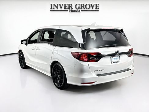 Used 2024 Honda Odyssey Sport image 7