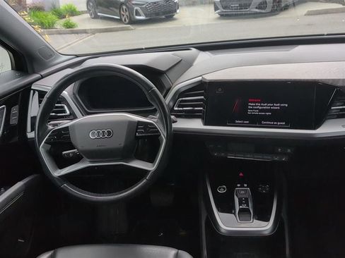Used 2024 Audi Q4 e-tron Prestige w/ Black Optic Package image 9