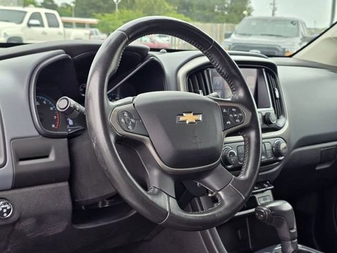 Used 2015 Chevrolet Colorado Z71 RWD image 22