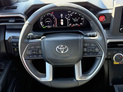 Certified 2025 Toyota 4Runner TRD Off-Road image 15