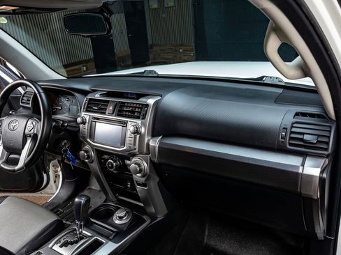 Used 2017 Toyota 4Runner TRD Off-Road Premium image 16