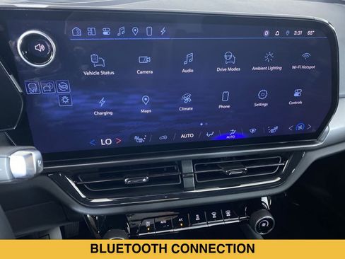 Certified 2024 Chevrolet Equinox EV RS AWD/4WD image 5