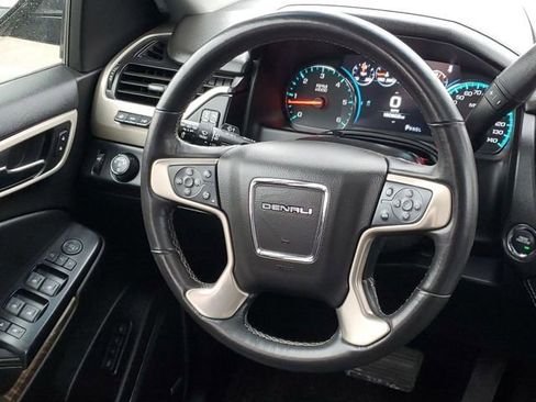 Used 2018 GMC Yukon XL Denali w/ Open Road Package image 29