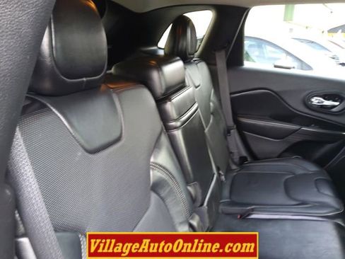 Used 2014 Jeep Cherokee Limited w/ Technology Group image 38