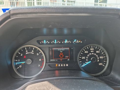 Used 2020 Ford F150 XLT w/ Equipment Group 302A Luxury AWD/4WD image 8