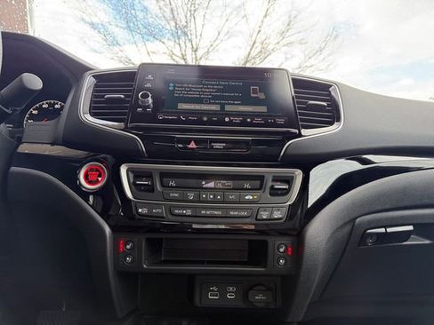 New 2026 Honda Ridgeline Black Edition image 26