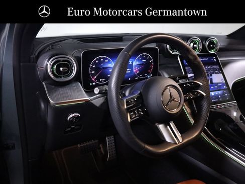 Used 2026 Mercedes-Benz GLC 300 4MATIC image 33