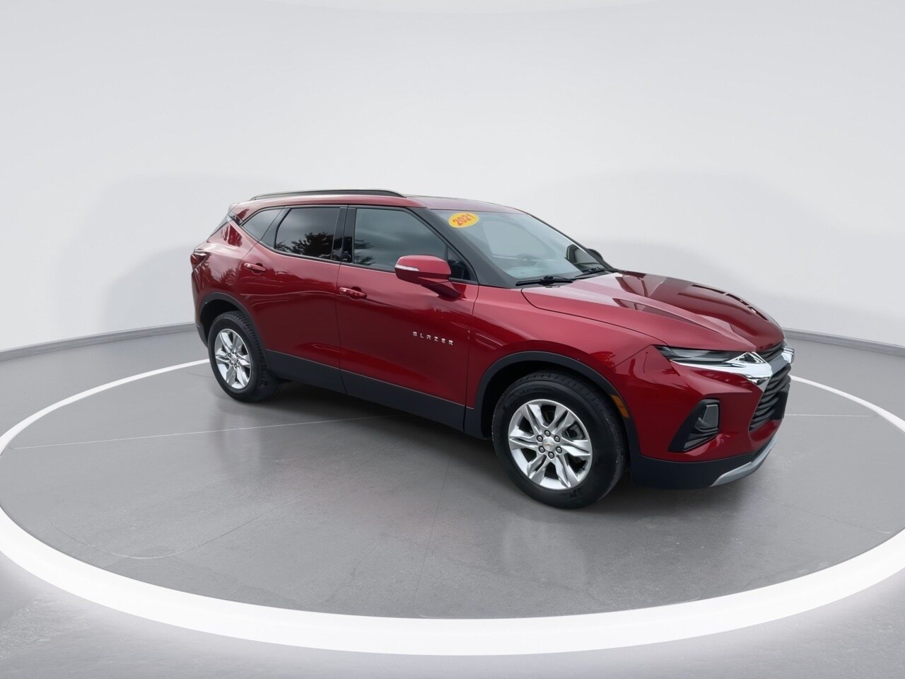 Used 2021 Chevrolet Blazer LT AWD/4WD image 2