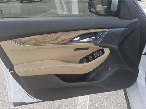 Used 2025 Cadillac CT5 Premium Luxury RWD image 4