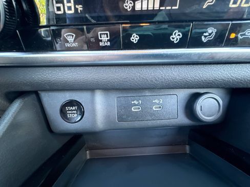 Used 2024 Nissan Rogue SV FWD image 21
